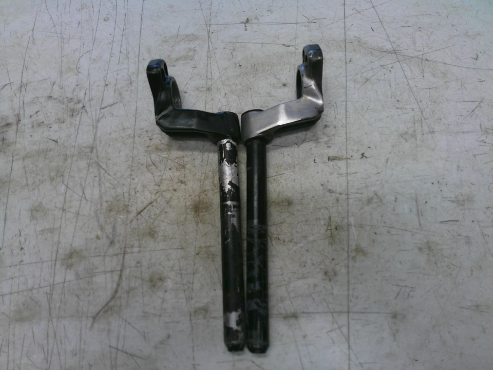 1984-1986 Kawasaki Ninja 900 GPZ900R ZX900A front right left clip on handlebar - Image 4 of 4
