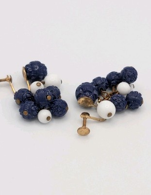 Vintage Celluloid Plastic Floral Molded Screw Back Earrings Blue White Dangle