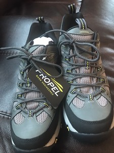 bass propel sneakers