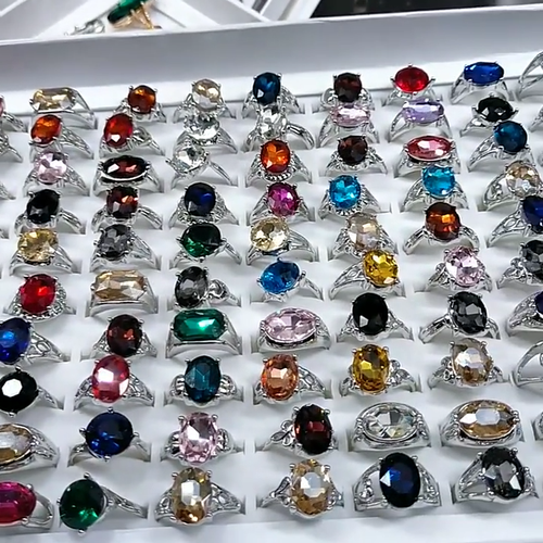 100Pcs Wholesale Colorful Crystal Mixed Rings Bulk Finger Band Ring Jewelry Lot - Video 1 of 1