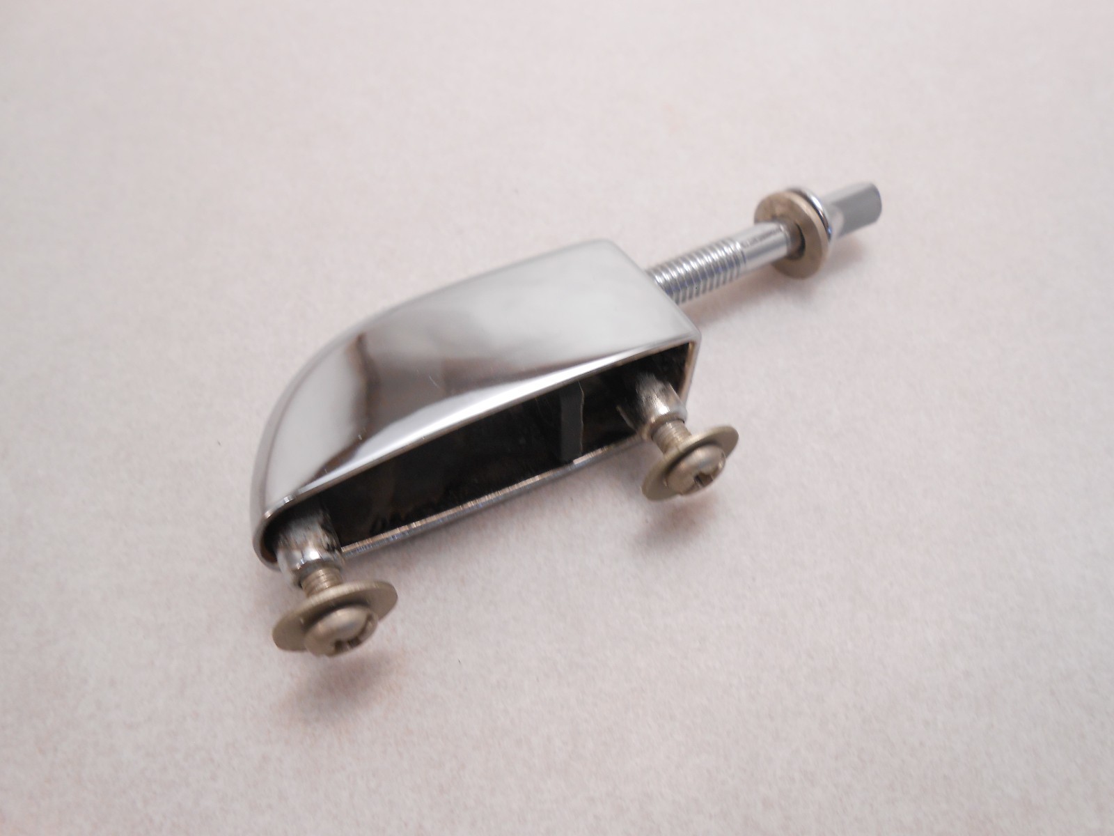 Groove Percussion Tom Drum Lug complete w/ mount screws and Tension Rod