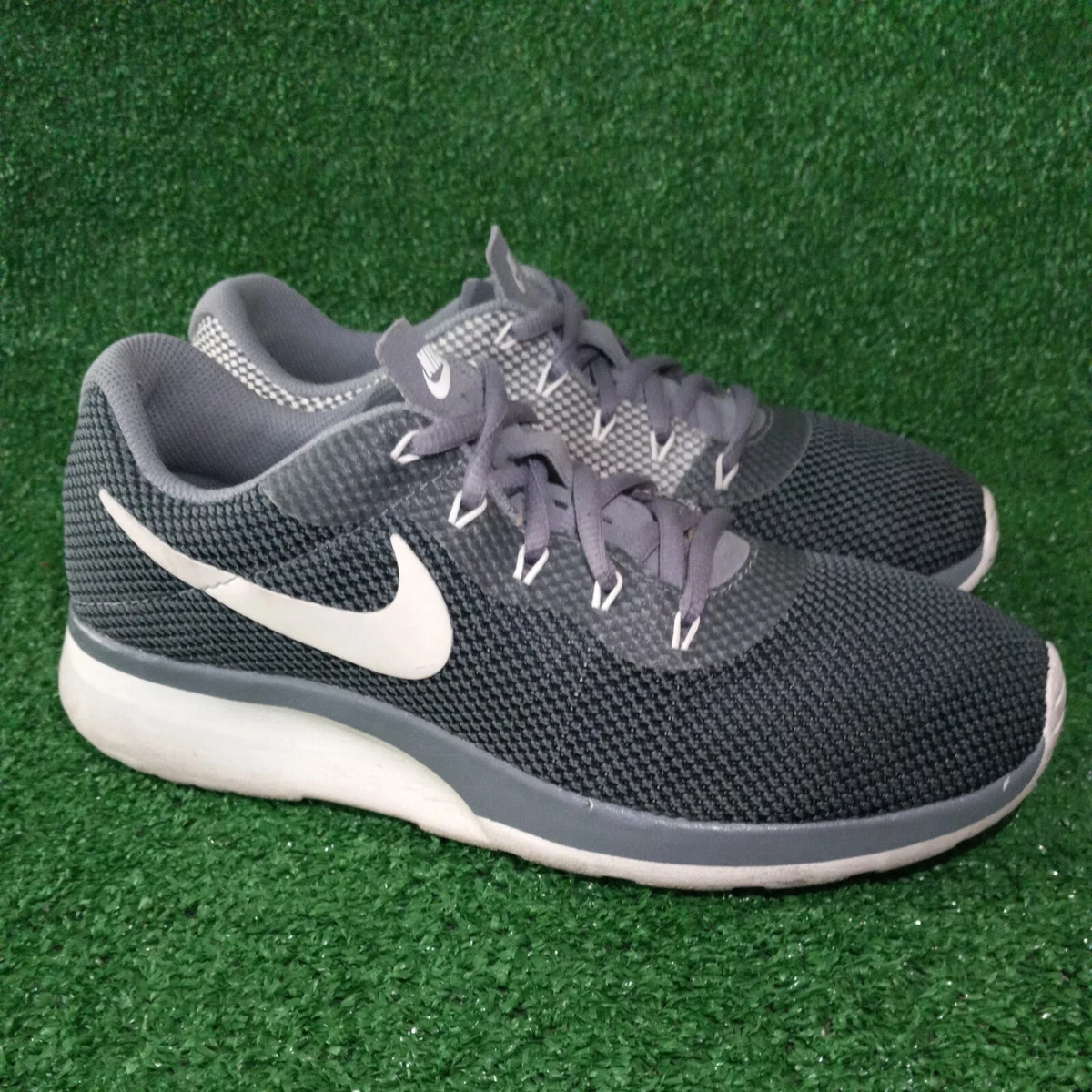 Nike Tanjun Racer Cool Atheletic Sports Grey Black Women Shoes