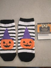 Fuzzy Jack O Lantern purple witches hat low cut socks 271368