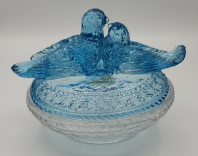 Vintage Viking Dalzell Blue Clear Glas sNesting Love Birds Covered