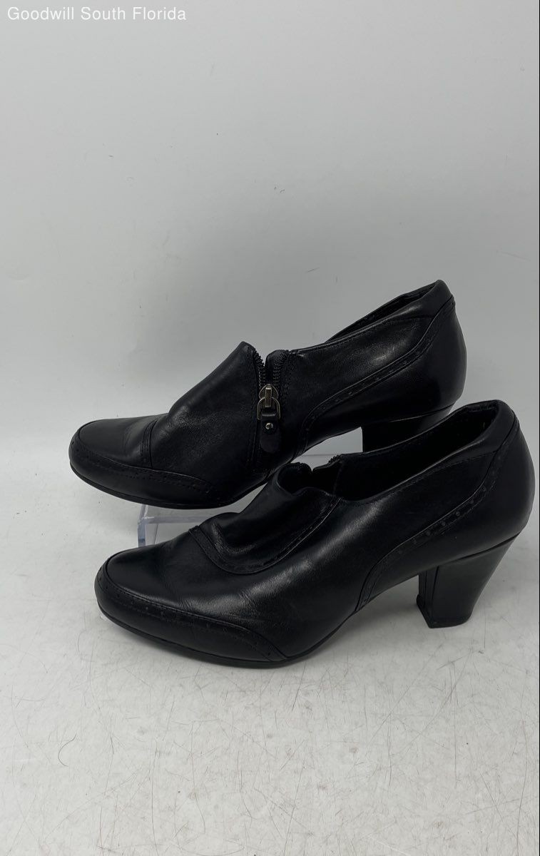 Clarks Artisan Womens Black Leather Round Toe Block Heel Ankle Bootie Size 6M