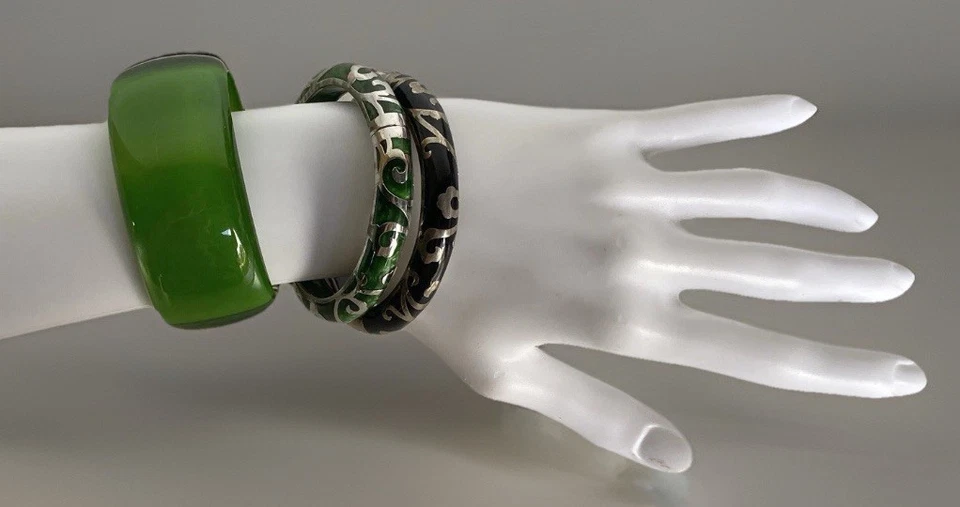 Lote de 3 Pulseras Abrazadera Verde, Negro Superposición Resina Mármol y Plateada 7" Foto 3 de 4