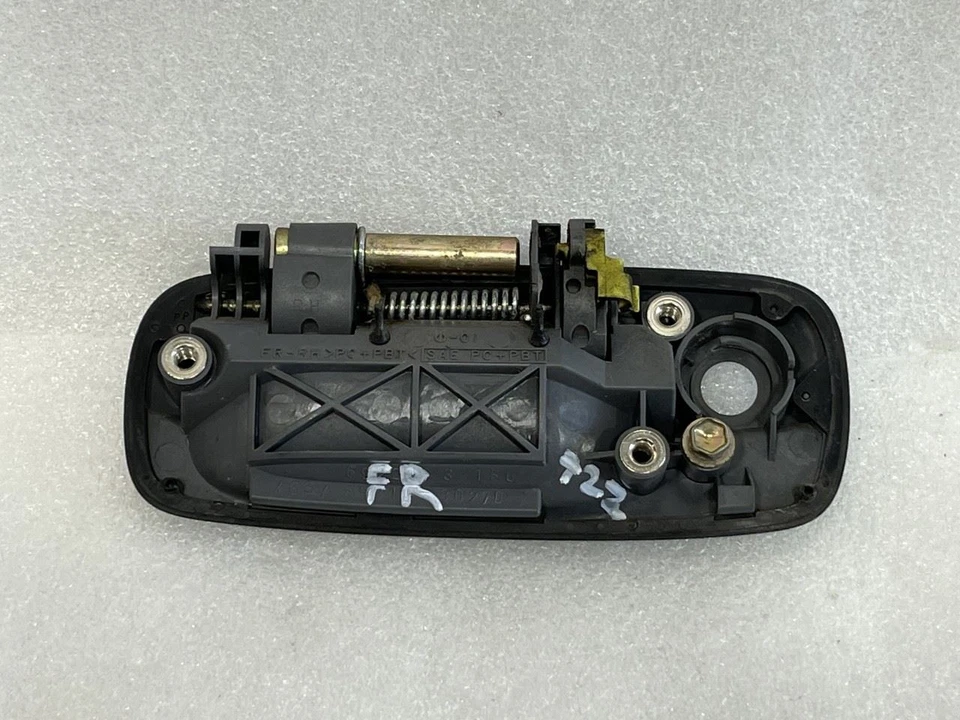 Lexus GS300 2001 manija de puerta delantera lado pasajero derecho 6S5 Mystic Sea Foto 2 de 4