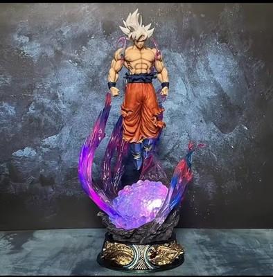 Son Goku Ultra Instinct 25cm PVC Statue Dragon Ball Super Actionfigur