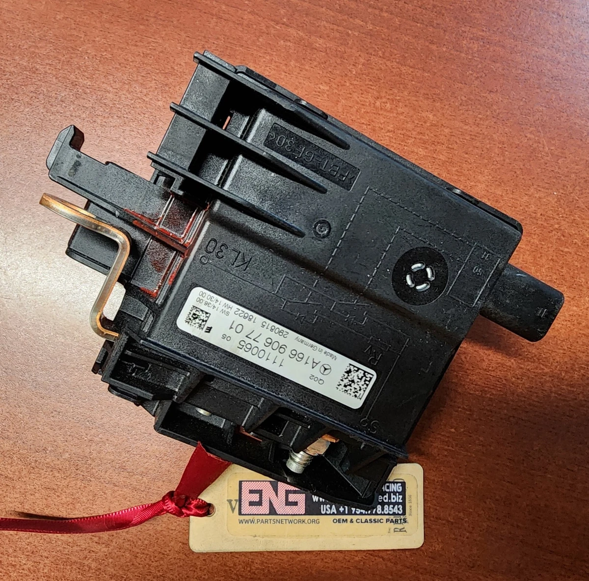 NEW MERCEDES-BENZ GLE W166 C292 A1669067701 FUSE MODULE CURRENT 
