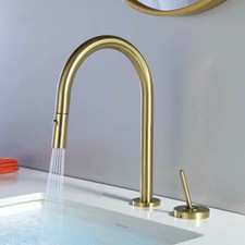 Brushed Gold Brass Bathroom Basin Faucet Deck Mounted Pull Out Water Mixer Tap
