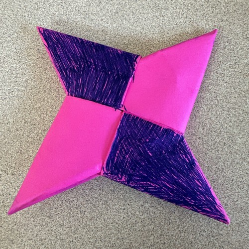 Stella ninja origami arte bambino fatta a mano - rosa caldo con segni di hashish inchiostro blu - NUOVO - Foto 2 di 3