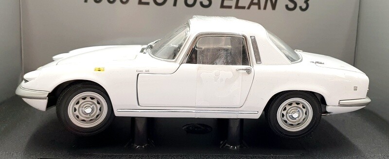 Sun Star 1/18 Scale 4071 - 1966 Lotus Elan S3 Coupe - Cirrus