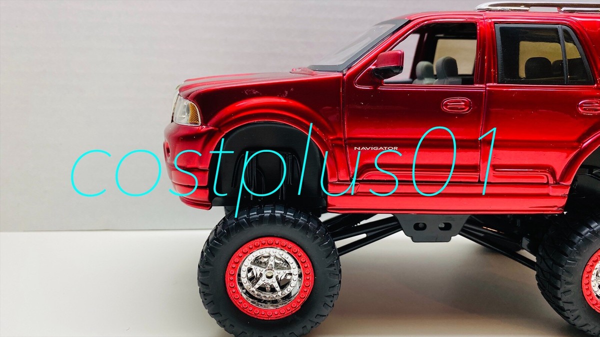 jada 1/24 リンカーン ナビゲーター けいおん 痛車仕様 jada 1/24 リンカーン ナビゲーター けいおん 痛車仕様 - メルカリ