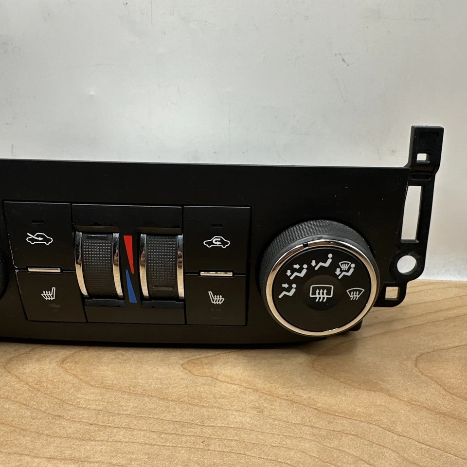 2006 2007 2008 2009 2010 2011 CHEVROLET IMPALA LT AC Control OEM 25882557 - Image 3 of 4