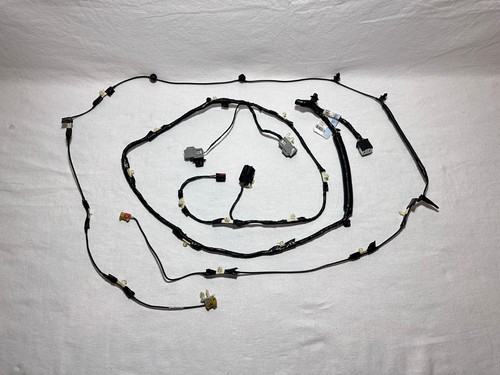 Arnés de cableado con tapa de maletero trasero Lincoln MKZ 2013-2016 FABRICANTE DE EQUIPOS ORIGINALES - Imagen 7 de 13