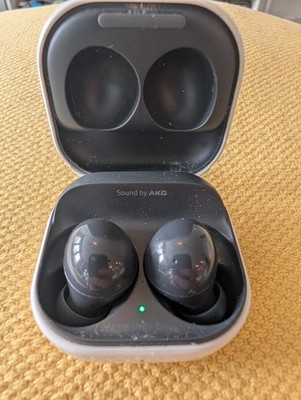 Samsung Galaxy Buds2 in graphite,w/ Active Noise Cancellation and tuned by AKG.