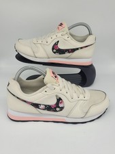 Nike MD Runner 2 cremeweiß pink Turnschuhe Blumenmuster Swoosh Tick Damen Uk 6 