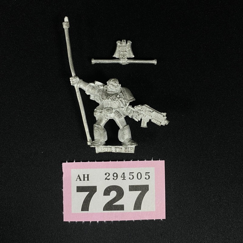 STANDARD/BANNER BEARER WARHAMMER 40K FIRSTBORN METAL SPACE MARINE HELMETLESS