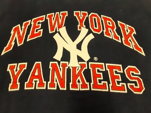 VTG 80s Logo 7 MLB NY New York Yankees single stitch T Shirt Navy M made in usa