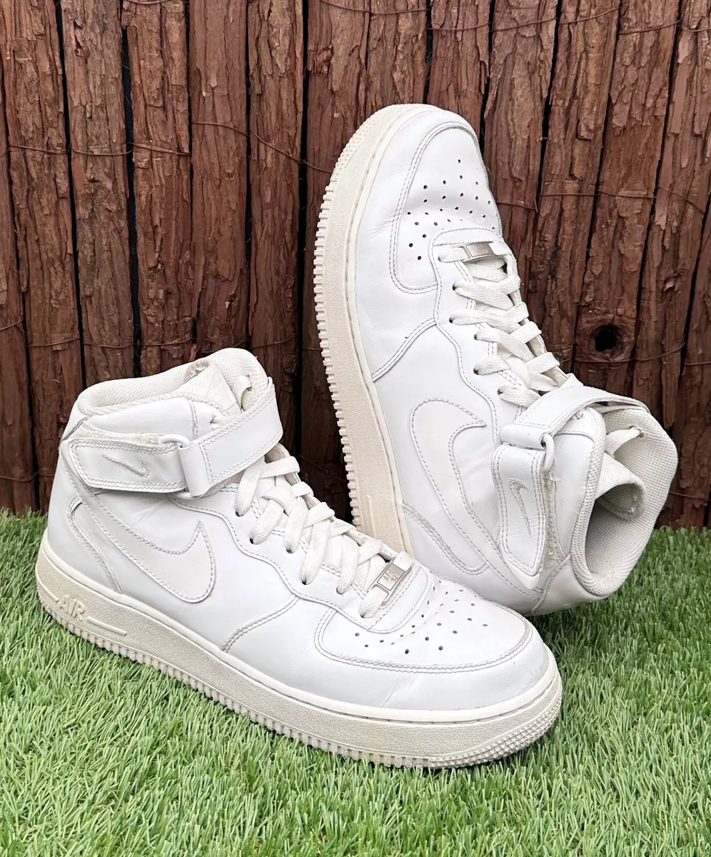 NIKE AIR FORCE 1 07 27cm-