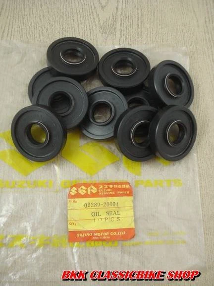 NOS Suzuki T90 T125 Oil Seal Middle Crankshaft P/N 09289-20004 20x52x10.5 13.8Y - Imagem 2 de 4