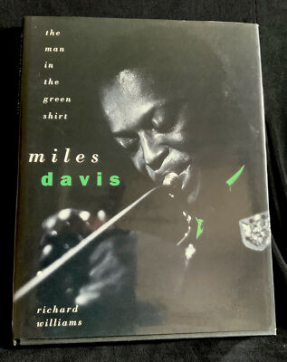 the man in the green shirt マイルス・デイビス写真集 “Miles Davis