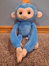 Fingerlings 2018 Hugs Boris Blue Monkey Plush 18  