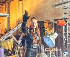 Sophie Turner Signed 11x14 Photo BAS C10299