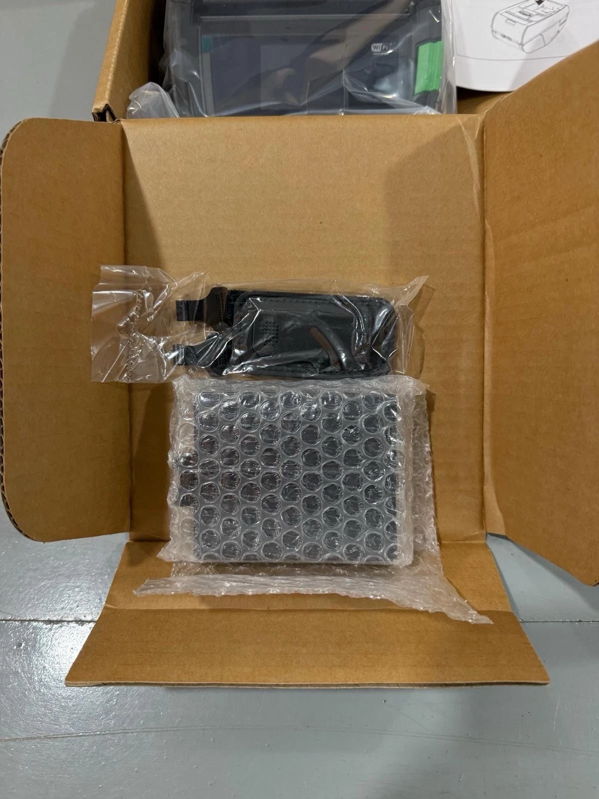 TSC Alpha-40L Direct Thermal Mobile Bluetooth Label Printer Brand New 5