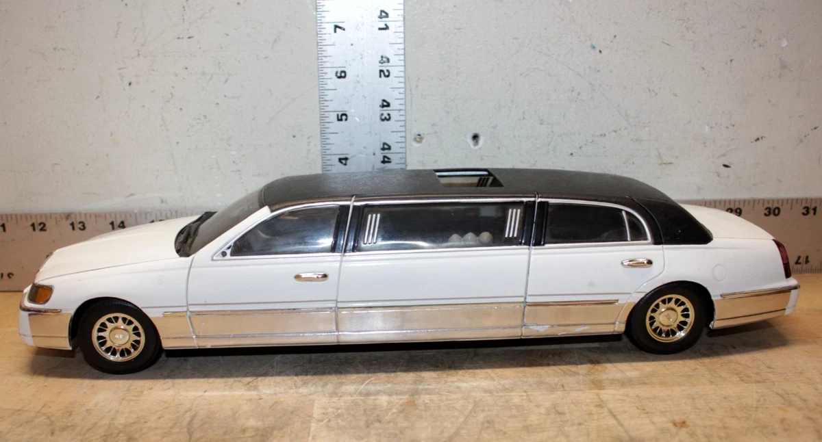 Mercedes Classe S Pullman Limousine Sunstar 1/18 – Diecast Argenté – Modèle 4114, Occasion