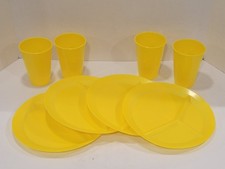 4 Yellow Plastic Plates 9" 4 Plastic Cups - Toddler Kids Dinner Plates Set