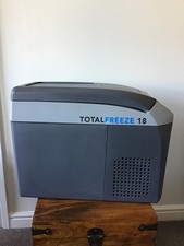 TOTAL FREEZE 18 - Portable 17litre, 12v/24v Compressor Fridge- Freezer - VGC