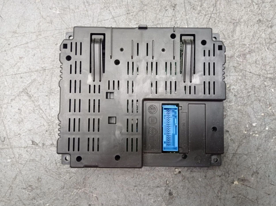 Centralina Bluetooth Blue&Me per FIAT PUNTO EVO (199) 1.2 51902811 - Immagine 3 di 4