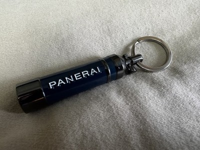 PANERAI キーホルダーネイビー Limited Edition Panerai BLUE Tank-Shaped Keychain Non-Sale