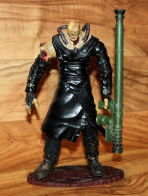 Resident Evil's NEMESIS Büste von Palisades im Kanton Zürich
