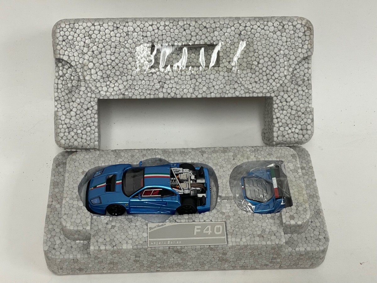 1/64 Stance Hunter Ferrari F40 Engine detail Metallic Blue Colors