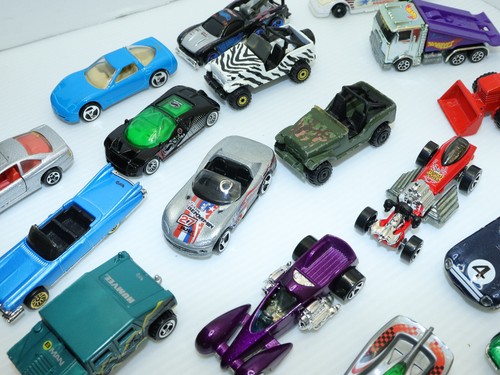 48 Hot Wheels Assorted Cars Lot 1990's Loose Car - Picture 9 of 17