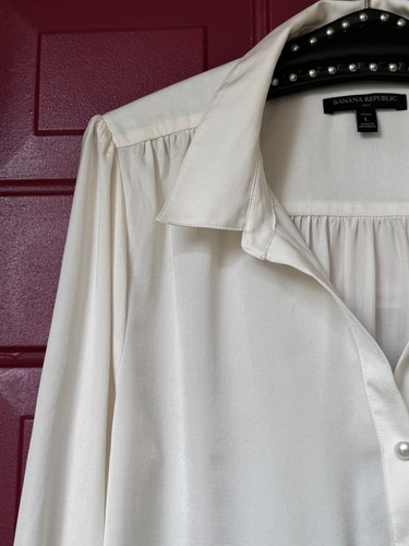 Banana Republic Pet Sz L Womens Off White Blouse Shirt Popover Long Sleeve - Picture 3 of 11