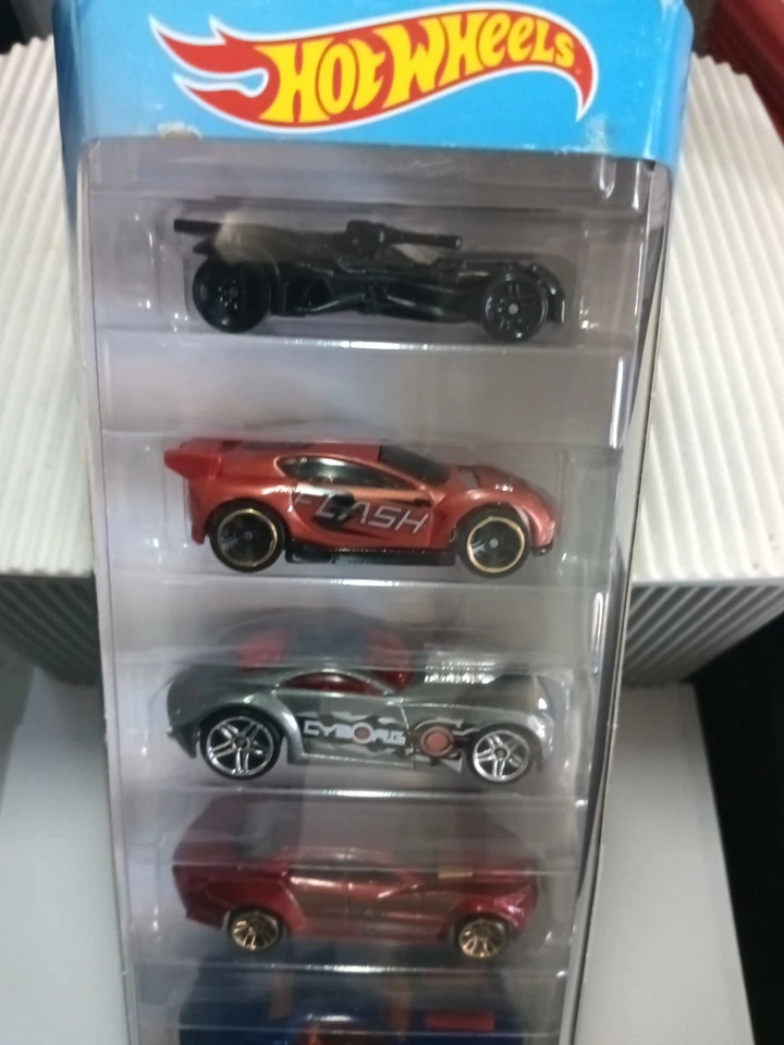 Hot Wheels - 5 pack- Justice League - FKT50 - image 3 of 4