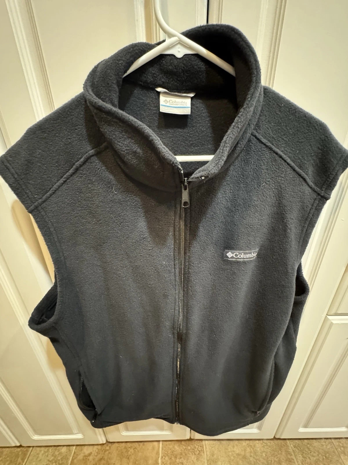 Columbia Fleece Vest Men’s Size Large Black Lightweight Outdoor Full Zip Hiking
