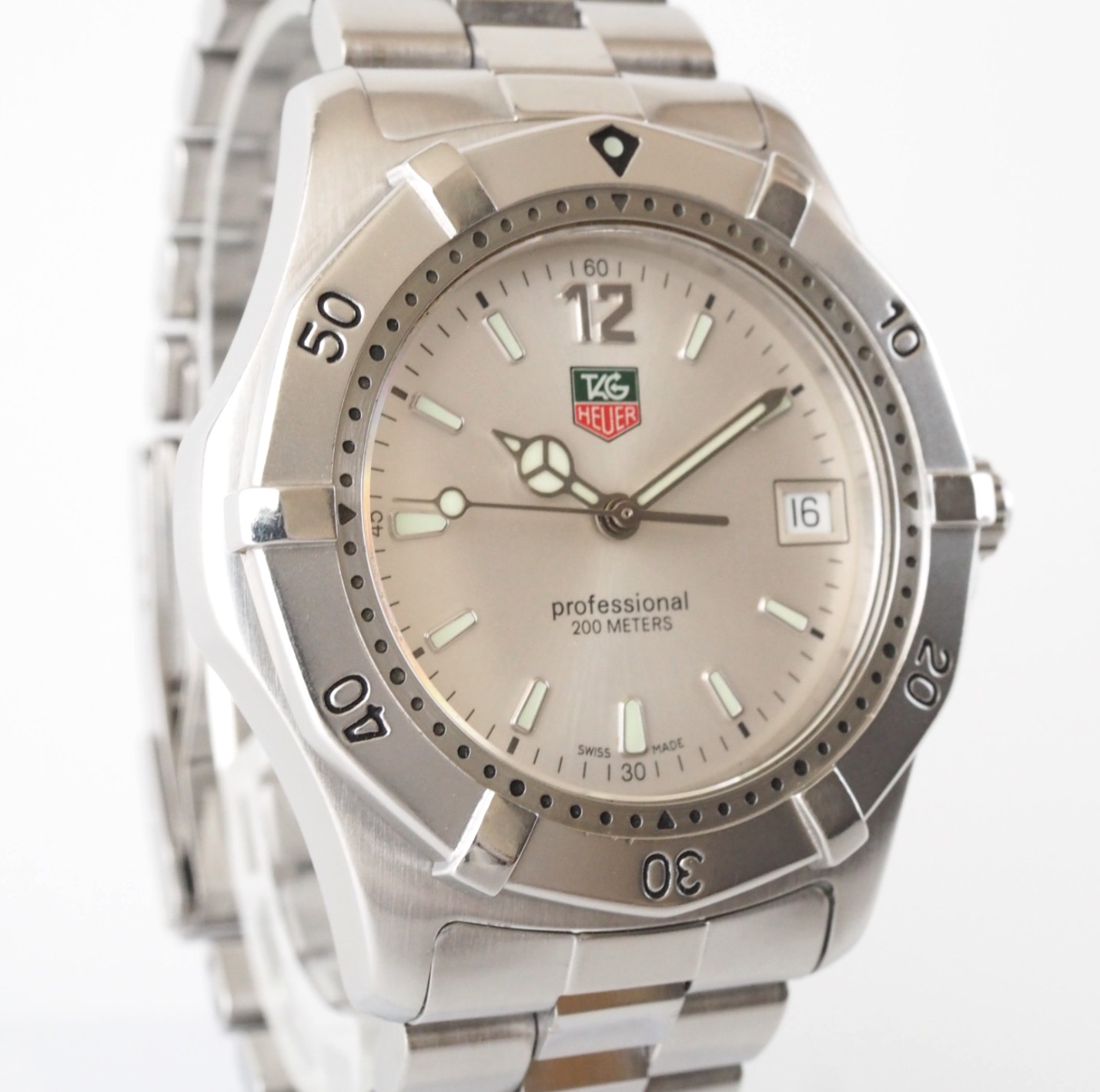 TAG Heuer 2000 WK1112-0 Quartz Silver Dial Professional 200m Men's Used Box image 3