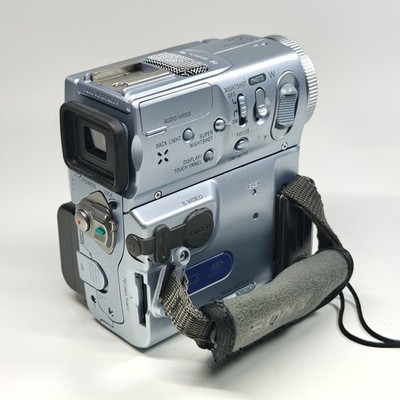 Sony Handycam DCR-PC9E Camcorder NightShot MiniDV Tape Digital