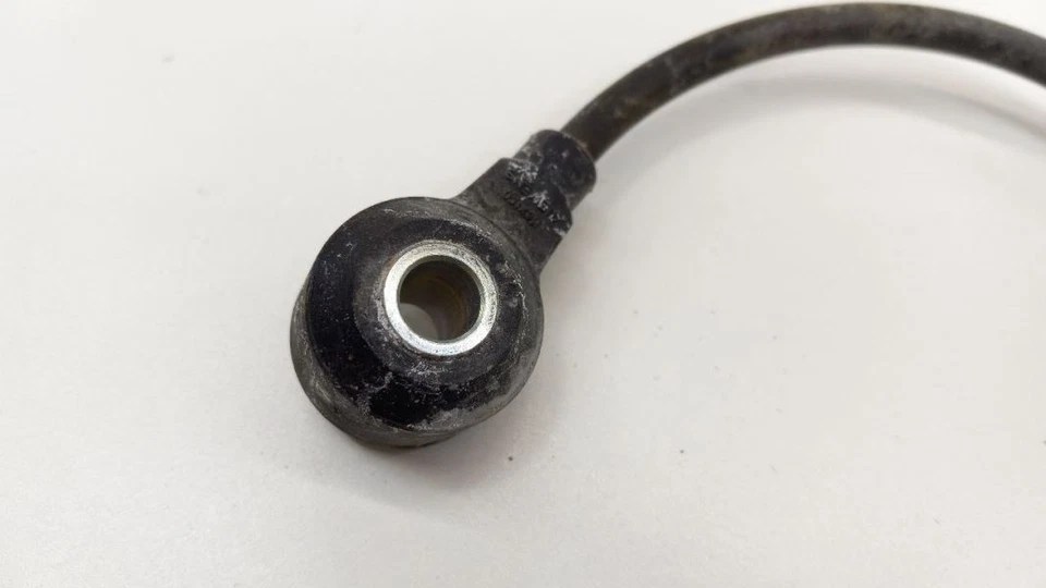 Sensor de impacto del motor Ford Fiesta 2013 2014 2015 2016 2017 Foto 2 de 4