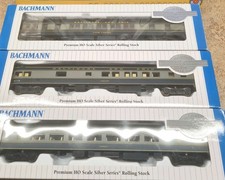 Bachmann USA Baltimore & Ohio coaches X 3 - 13903  - 14303 - 14203 - 2 x lighted