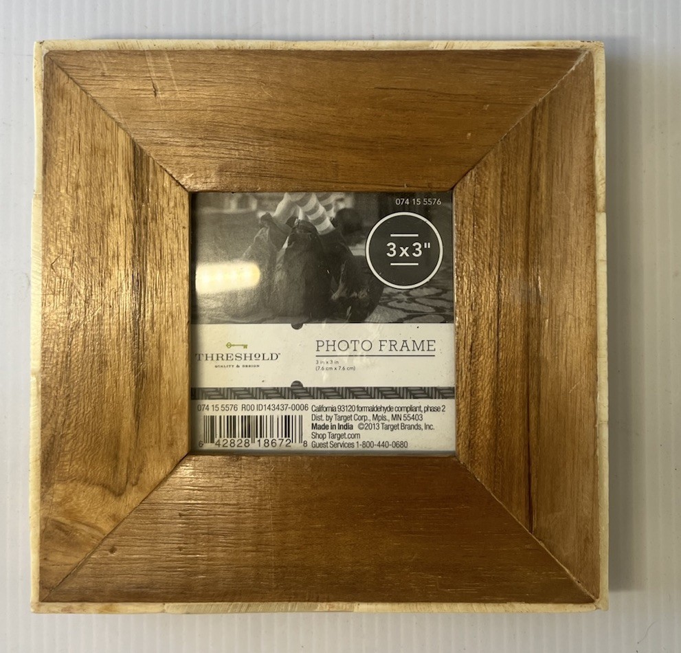 NEW THRESHOLD 6x6 WOOD PICTURE FRAME for 3x3 PHOTO SALE! - Image 2