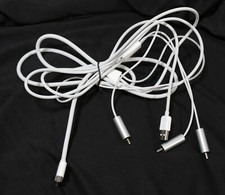 Genuine Apple Composite AV Cable for iPhone and iPod MC748ZM/A