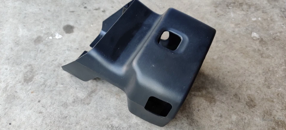 1994-1999 Subaru Legacy Steering Column Cover Trim - Image 4 of 4