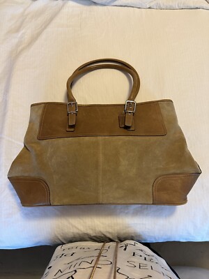 Wonderful Vintage Suede & leather coach tote bag. Secure Zip