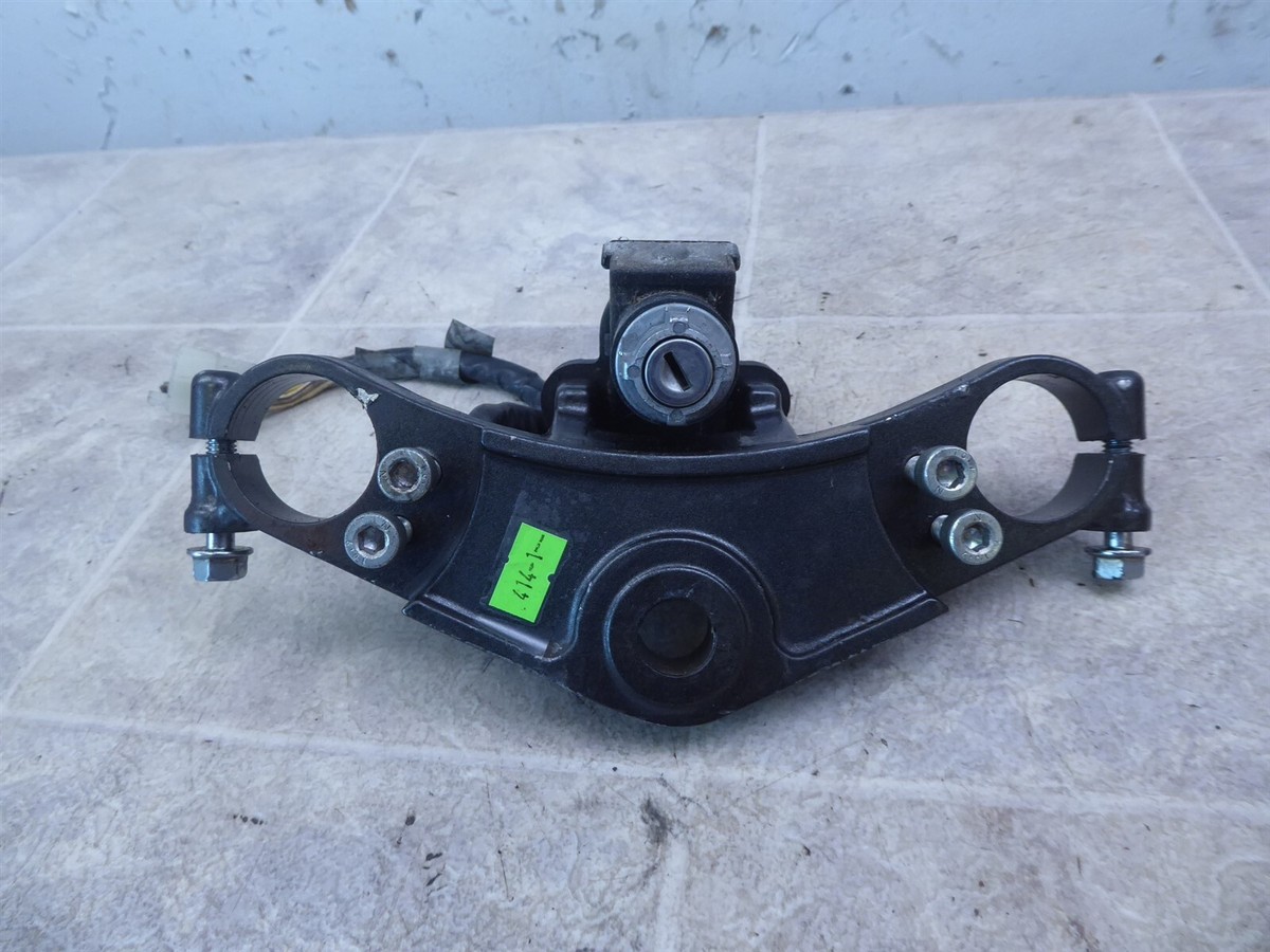 1993 Kawasaki ZX600 Ninja K414-1) top clamp ignition switch