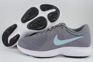 nike revolution 4 wide